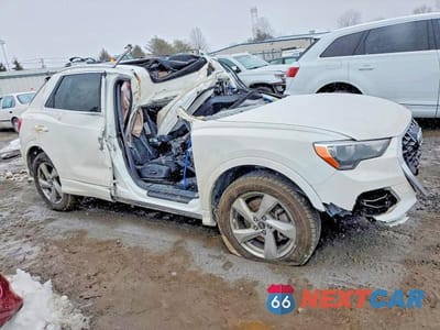 Czwarte zdjęcie samochodu z boku: 2021 AUDI Q3 PREMIUM 40 VIN:WA1AUCF39M1100118 - miniatura