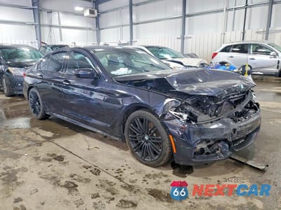 Czwarte zdjęcie samochodu z boku: 2018 BMW 540 XI VIN:WBAJE7C5XJWC56568 - miniatura