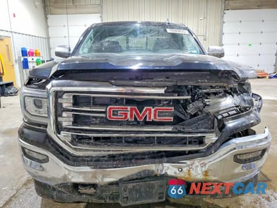 Piąte zdjęcie samochodu w środku: 2017 GMC SIERRA K1500 SLT VIN:1GTV2NEC4HZ386753 - miniatura