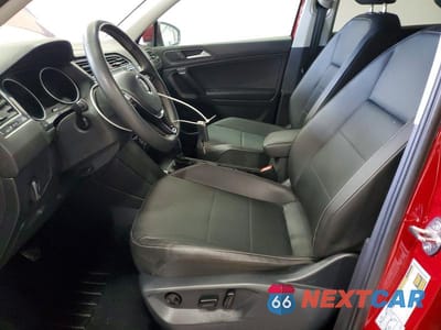 Zdjęcie 7 z 12 samochodu: 2021 VOLKSWAGEN TIGUAN SE VIN:3VV3B7AX6MM018535 - miniatura