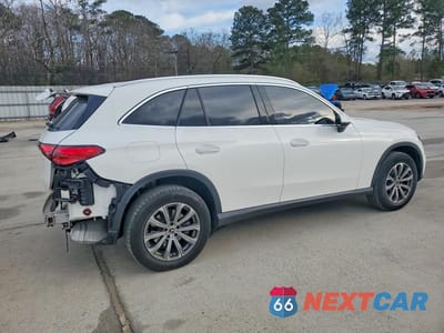 Trzecie zdjęcie samochodu z tyłu: 2023 MERCEDES-BENZ GLC 300 VIN:W1NKM4GBXPU026726 - miniatura
