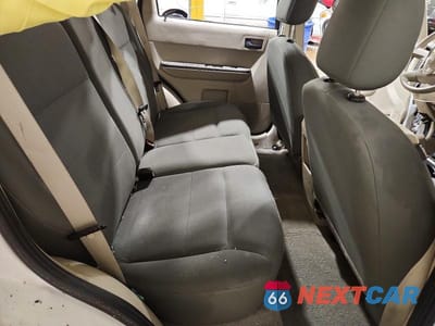 Zdjęcie 11 z 14 samochodu: 2008 FORD ESCAPE XLS VIN:1FMCU02Z18KC93495 - miniatura