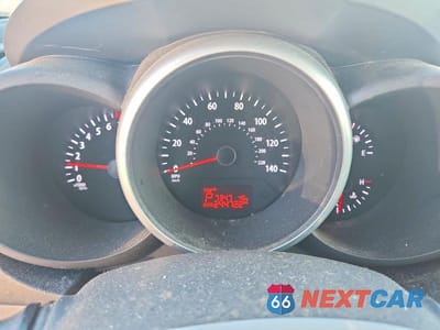 Zdjęcie 9 z 11 samochodu: 2013 KIA SOUL VIN:KNDJT2A69D7494527 - miniatura