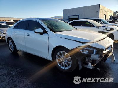 Czwarte zdjęcie samochodu z boku: 2021 MERCEDES-BENZ A 220 VIN:W1K3G4EB3MJ263647 - miniatura