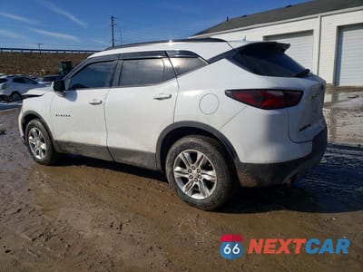 Drugie zdjęcie samochodu z przodu: 2022 CHEV BLAZER VIN:3GNKBHR43NS130014 - miniatura