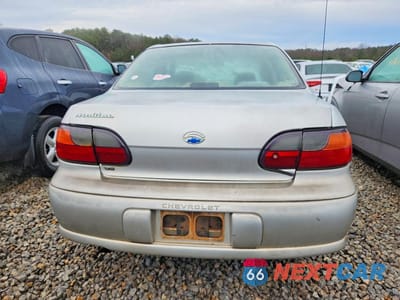 Zdjęcie 6 z 12 samochodu: 2002 CHEVROLET MALIBU VIN:1G1ND52JX2M633042 - miniatura