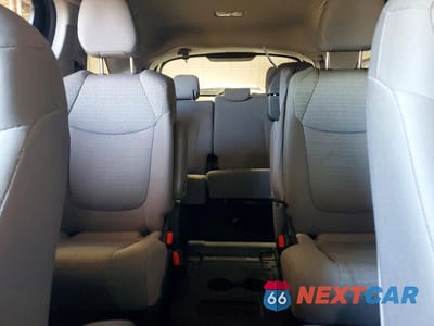 Zdjęcie 10 z 14 samochodu: 2023 TOYOTA SIENNA LE VIN:5TDKSKFC8PS074547 - miniatura