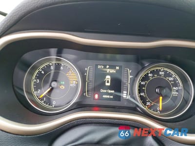Zdjęcie 9 z 13 samochodu: 2017 JEEP CHEROKEE LATITUDE VIN:1C4PJLCS2HW507940 - miniatura