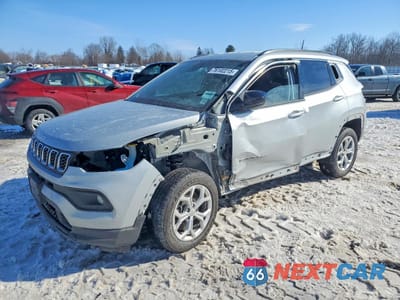 2024 JEEP COMPASS LATITUDE 3C4NJDBN2RT107778 - główne zdjęcie licytacji z USA - miniatura