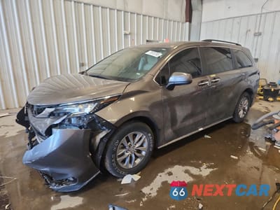 2022 TOYOTA SIENNA XLE 5TDYRKEC3NS103389 - główne zdjęcie licytacji z USA - miniatura