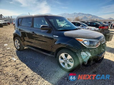 Czwarte zdjęcie samochodu z boku: 2018 KIA SOUL BASE VIN:KNDJN2A26J7548837 - miniatura