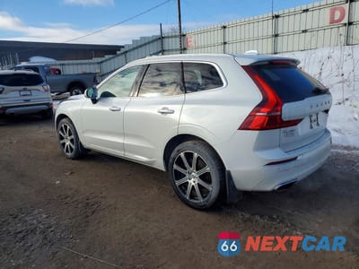 Drugie zdjęcie samochodu z przodu: 2021 VOLVO XC60 T5 INSCRIPTION VIN:YV4102RL6M1814292 - miniatura