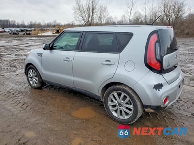 Drugie zdjęcie samochodu z przodu: 2018 KIA SOUL + VIN:KNDJP3A52J7549672 - miniatura