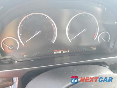 Zdjęcie 9 z 12 samochodu: 2017 BMW X5 XDRIVE35D VIN:5UXKS4C35H0Y15840 - miniatura