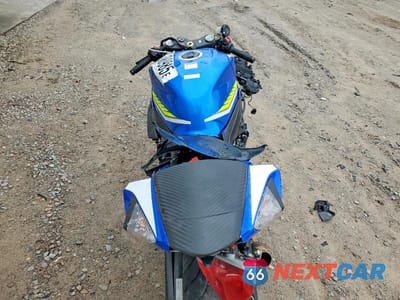 Zdjęcie 6 z 9 samochodu: 2015 SUZUKI GSX-R600 VIN:JS1GN7FA2F2101363 - miniatura