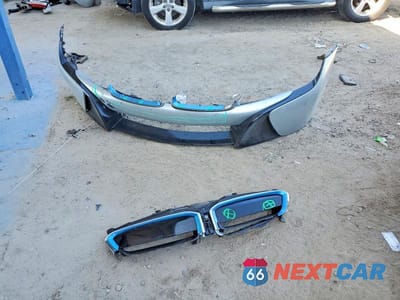 Zdjęcie 12 z 12 samochodu: 2016 BMW I8 VIN:WBY2Z2C50GV675957 - miniatura