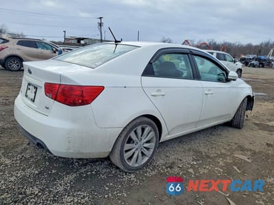 Trzecie zdjęcie samochodu z tyłu: 2012 KIA FORTE SX VIN:KNAFW4A32C5497355 - miniatura