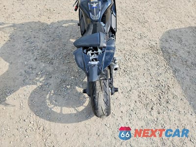 Zdjęcie 6 z 9 samochodu: 2025 YAMAHA YZFR7 VIN:JYARM38E6SA020078 - miniatura