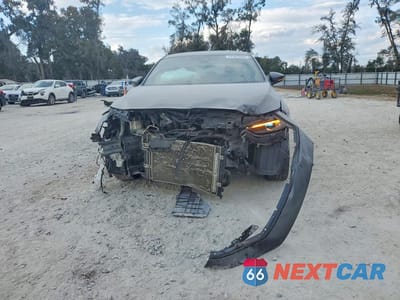 Piąte zdjęcie samochodu w środku: 2020 MAZDA 3 PREFERRED VIN:JM1BPAMMXL1175345 - miniatura
