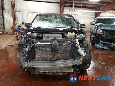 Piąte zdjęcie samochodu w środku: 2020 CHEVROLET TRAVERSE LT VIN:1GNERGKW1LJ138464 - miniatura