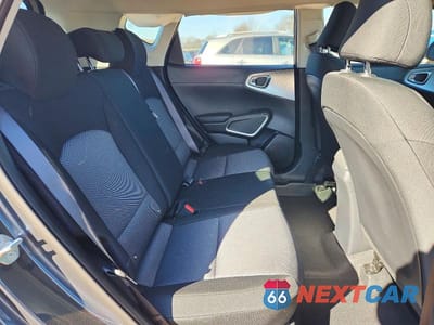 Zdjęcie 11 z 12 samochodu: 2025 KIA SOUL LX VIN:KNDJ23AU1S7966868 - miniatura