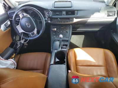 Zdjęcie 8 z 13 samochodu: 2012 LEXUS CT 200H PREMIUM VIN:JTHKD5BH5C2117366 - miniatura