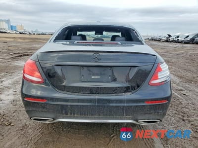 Zdjęcie 6 z 11 samochodu: 2019 MERCEDES-BENZ E 300 4MATIC VIN:WDDZF4KB5KA635116 - miniatura