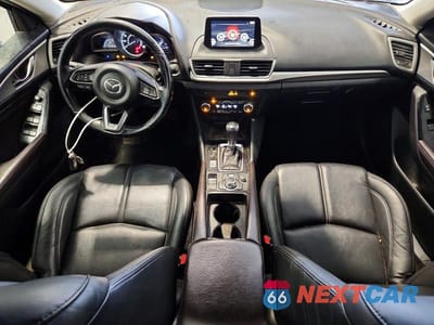 Zdjęcie 8 z 12 samochodu: 2018 MAZDA 3 TOURING VIN:3MZBN1V32JM164350 - miniatura