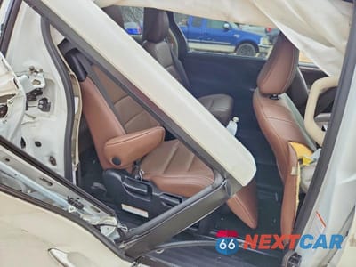 Zdjęcie 10 z 11 samochodu: 2017 TOYOTA SIENNA LIMITED 7-PASSENGER VIN:5TDYZ3DC0HS871732 - miniatura