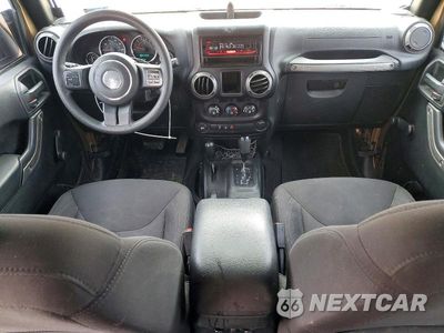 Zdjęcie 8 z 13 samochodu: 2015 JEEP WRANGLER UNLIMITED SPORT VIN:1C4BJWDG9FL631613 - miniatura