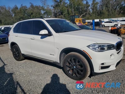 Czwarte zdjęcie samochodu z boku: 2016 BMW X5 SDRIVE35I VIN:5UXKR2C57G0R70762 - miniatura