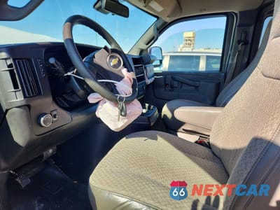 Zdjęcie 7 z 14 samochodu: 2019 CHEVROLET EXPRESS G3500 LT VIN:1GAZGPFPXK1161851 - miniatura