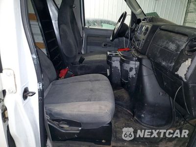 Zdjęcie 11 z 13 samochodu: 2013 FORD E250 DELIVERY VAN VIN:1FTNE2EW2DDA16067 - miniatura