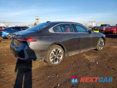 Trzecie zdjęcie samochodu z tyłu: 2024 BMW 530 XI VIN:WBA53FJ04RCP81256 - miniatura