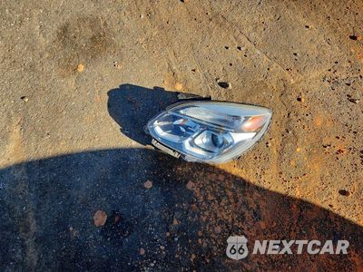 Zdjęcie 12 z 13 samochodu: 2013 TOYOTA CAMRY LE VIN:4T4BF1FK1DR332437 - miniatura