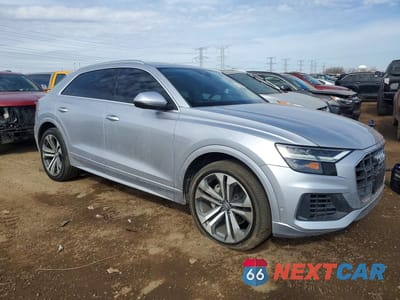 Czwarte zdjęcie samochodu z boku: 2020 AUDI Q8 PREMIUM PLUS VIN:WA1BVAF10LD019350 - miniatura
