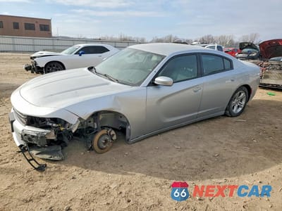 2022 DODGE CHARGER SXT 2C3CDXBGXNH196931 - główne zdjęcie licytacji z USA - miniatura