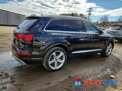 Trzecie zdjęcie samochodu z tyłu: 2019 AUDI Q7 PRESTIGE VIN:WA1VAAF71KD005937 - miniatura