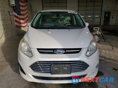Piąte zdjęcie samochodu w środku: 2016 FORD C-MAX SEL VIN:1FADP5BU4GL104600 - miniatura