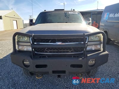 Piąte zdjęcie samochodu w środku: 2006 CHEV SILVERADO K3500 VIN:1GCJK33D26F144427 - miniatura