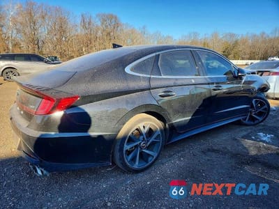 Trzecie zdjęcie samochodu z tyłu: 2022 HYUNDAI SONATA SEL PLUS VIN:5NPEJ4J21NH139929 - miniatura