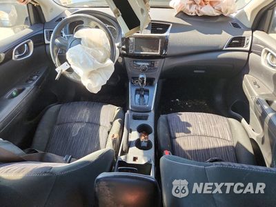 Zdjęcie 8 z 14 samochodu: 2019 NISSAN SENTRA S VIN:3N1AB7APXKY386375 - miniatura