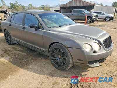 Czwarte zdjęcie samochodu z boku: 2006 BENTLEY CONTINENTAL FLYING SPUR VIN:SCBBR53W26C036567 - miniatura