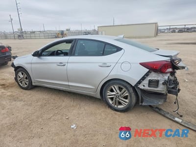 Drugie zdjęcie samochodu z przodu: 2019 HYUNDAI ELANTRA SEL VIN:5NPD84LF6KH445429 - miniatura