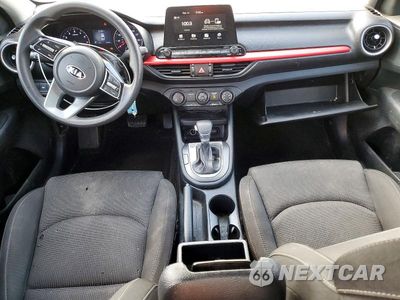 Zdjęcie 8 z 11 samochodu: 2020 KIA FORTE FE VIN:3KPF24AD0LE162980 - miniatura