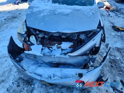 Zdjęcie 11 z 12 samochodu: 2013 TOYOTA PRIUS V VIN:JTDZN3EU6D3207955 - miniatura