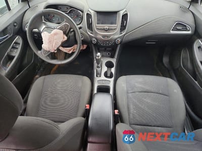 Zdjęcie 8 z 14 samochodu: 2017 CHEVROLET CRUZE LT VIN:3G1BE6SM0HS607817 - miniatura
