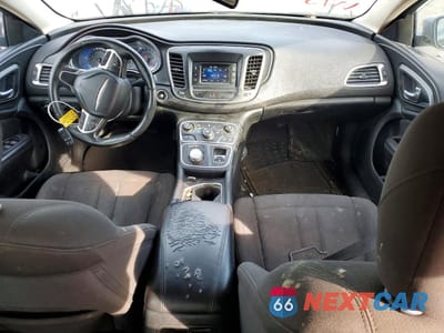 Zdjęcie 8 z 12 samochodu: 2015 CHRYSLER 200 LIMITED VIN:1C3CCCAB8FN701682 - miniatura