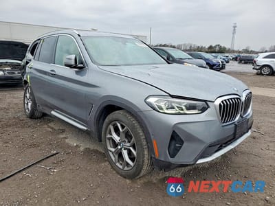 Czwarte zdjęcie samochodu z boku: 2023 BMW X3 XDRIVE30I VIN:5UX53DP08P9R11627 - miniatura
