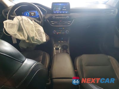 Zdjęcie 8 z 13 samochodu: 2020 FORD ESCAPE TITANIUM VIN:1FMCU9J97LUB15223 - miniatura